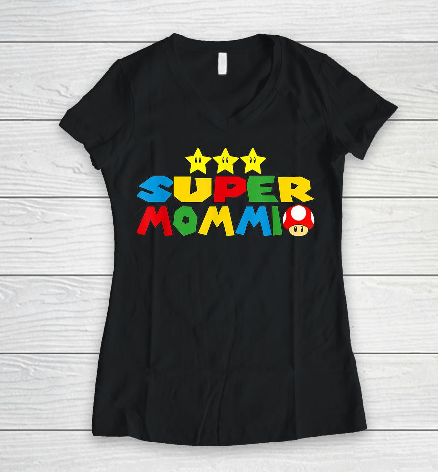 Super Mommio Video Game Lover Mothers Day Women V-Neck T-Shirt