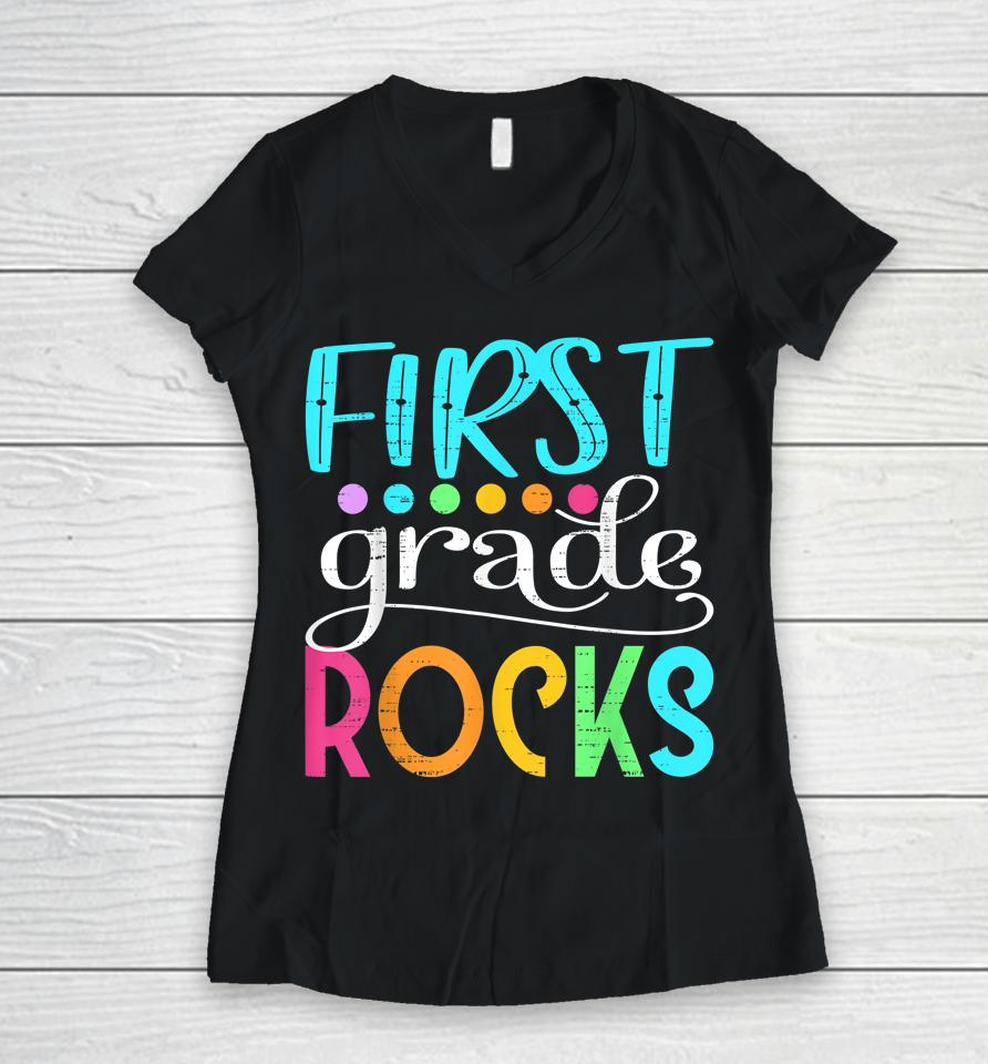 Team First Grade Hello 1St Grade Rocks Back To School Funny Women V-Neck T-Shirt