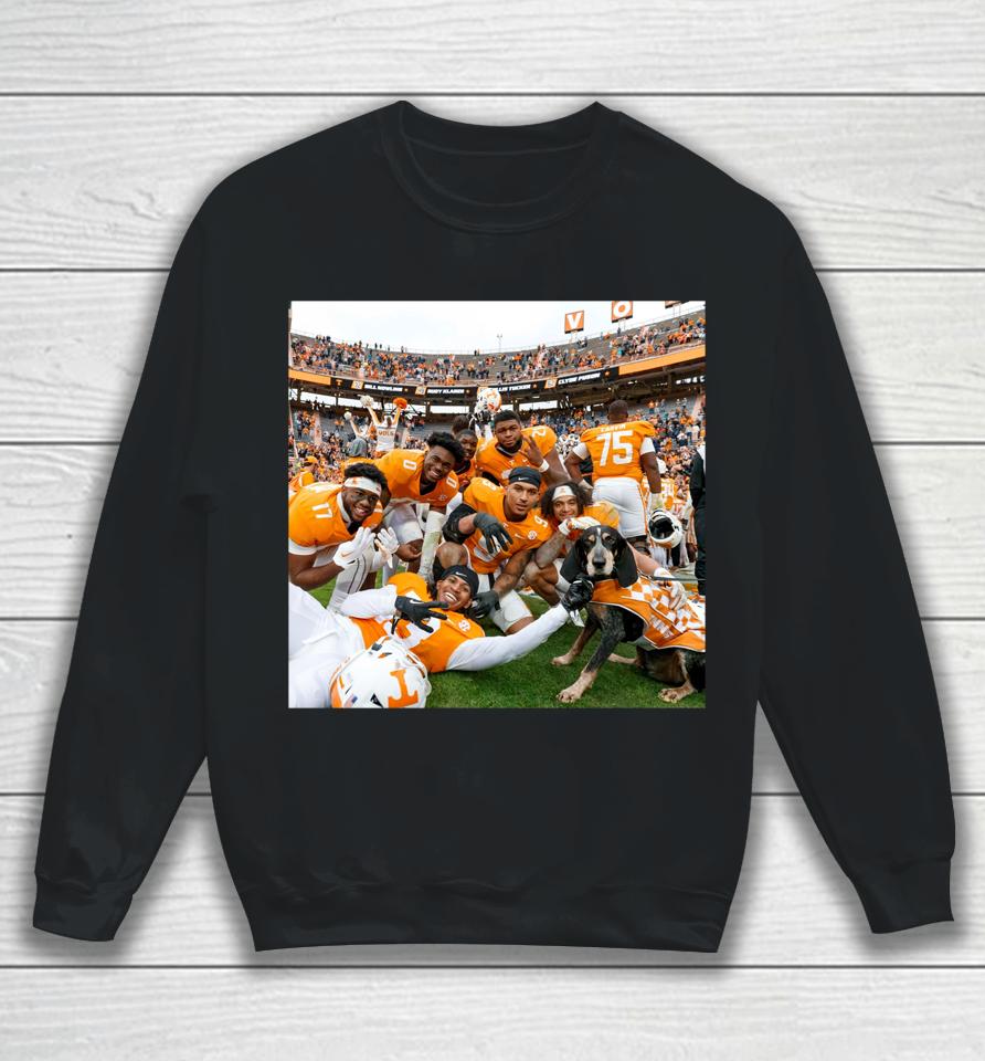 Tennessee Volunteers Football Team Smokey's Squad Sweatshirt
