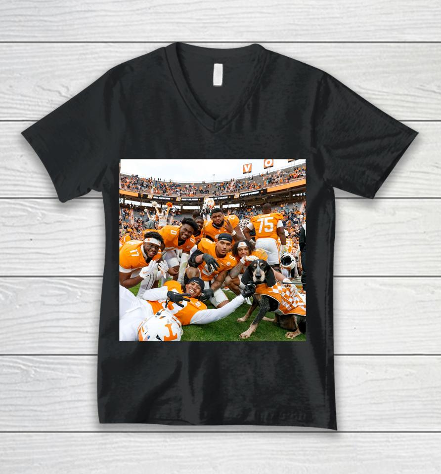 Tennessee Volunteers Football Team Smokey's Squad Unisex V-Neck T-Shirt