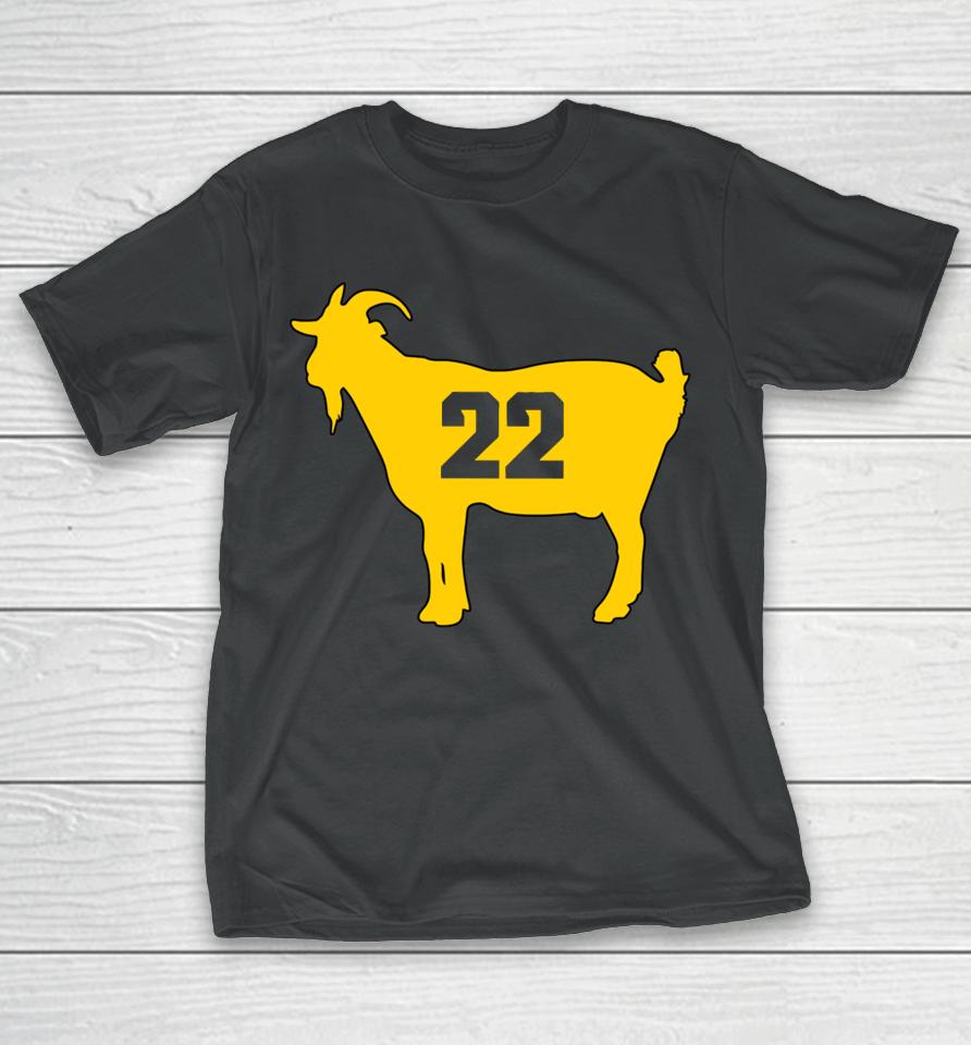 The Queen Of Basketball Iowa's Goat 22 T-Shirt