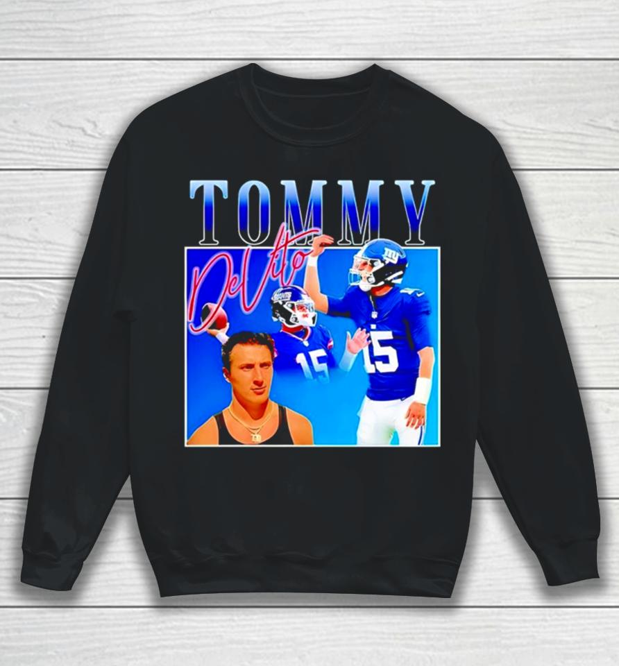 Tommy Cutlets New York Giants Football Pinched Fingers Hand Funny Sweatshirt
