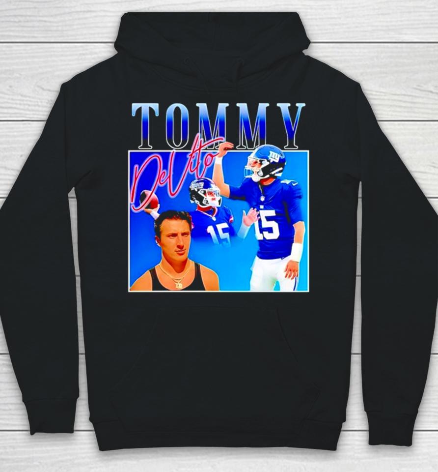 Tommy Cutlets New York Giants Football Pinched Fingers Hand Funny Hoodie