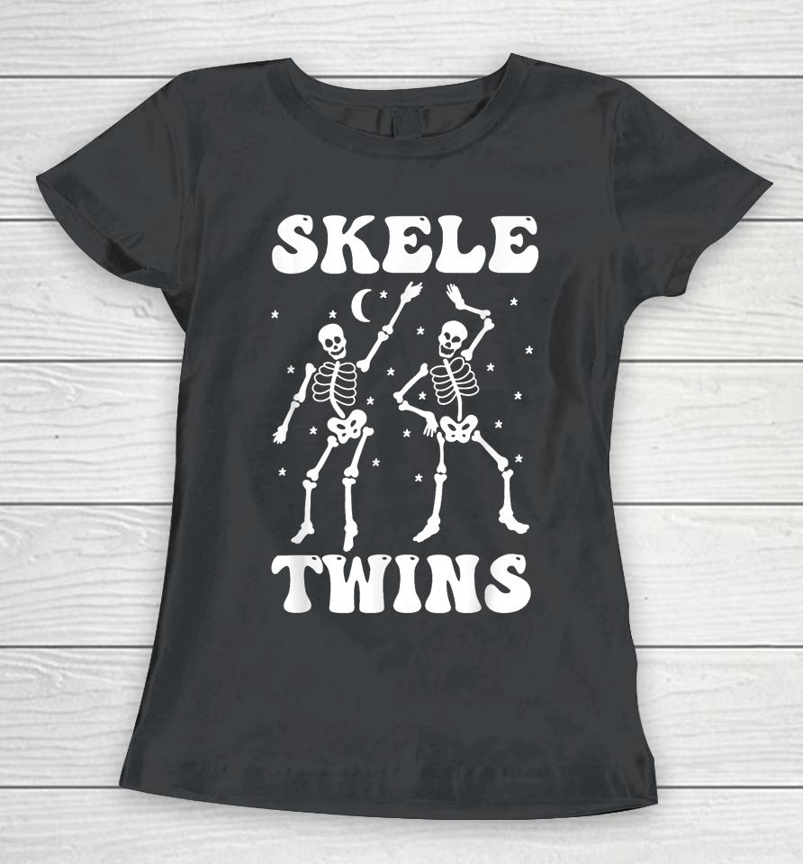 Twins Halloween Matching Skeletwins Funny Dancing Skeletons Women T-Shirt