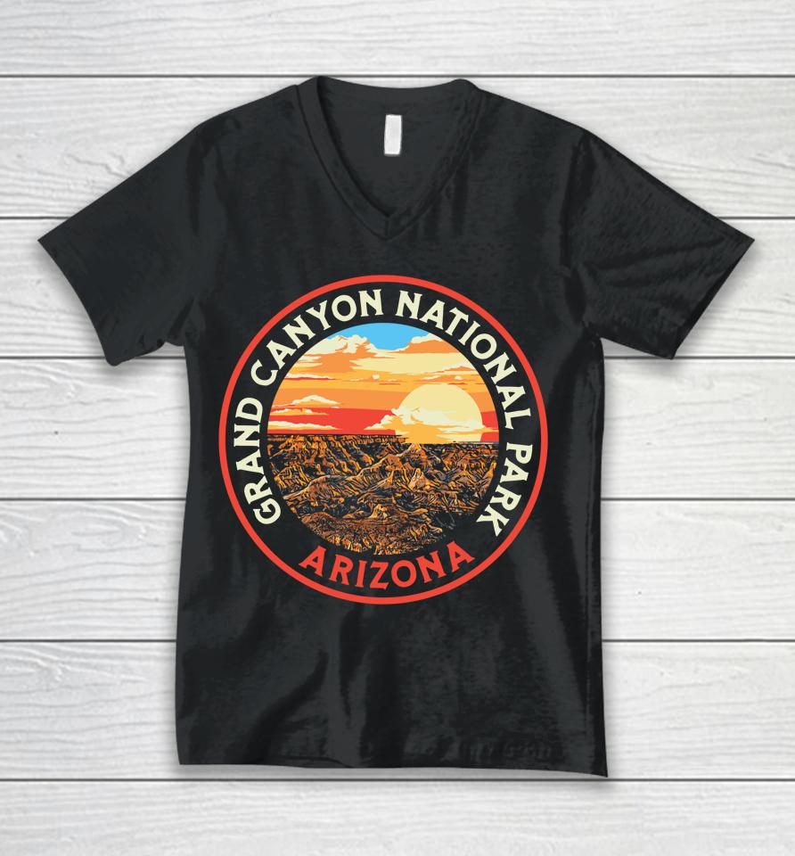 Vintage Grand Canyon National Park Retro 80S Graphic Unisex V-Neck T-Shirt
