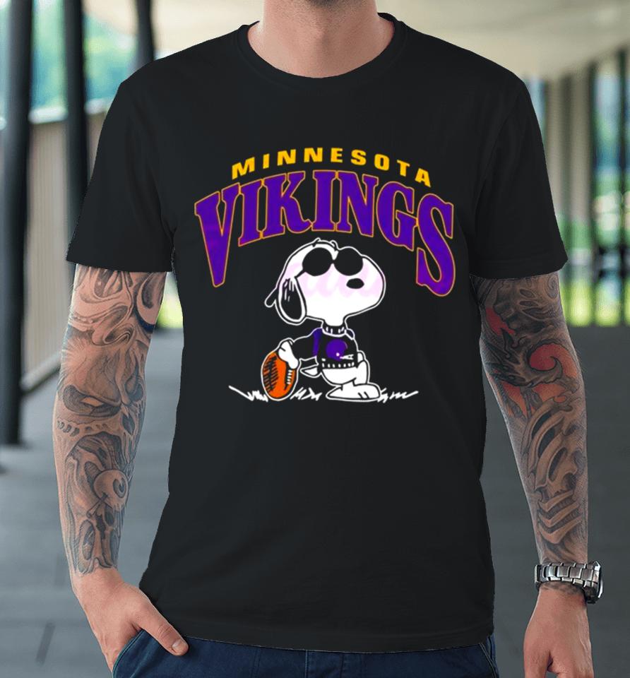 Vintage Snoopy Football Minnesota Vikings Nfl 2023 Premium T-Shirt