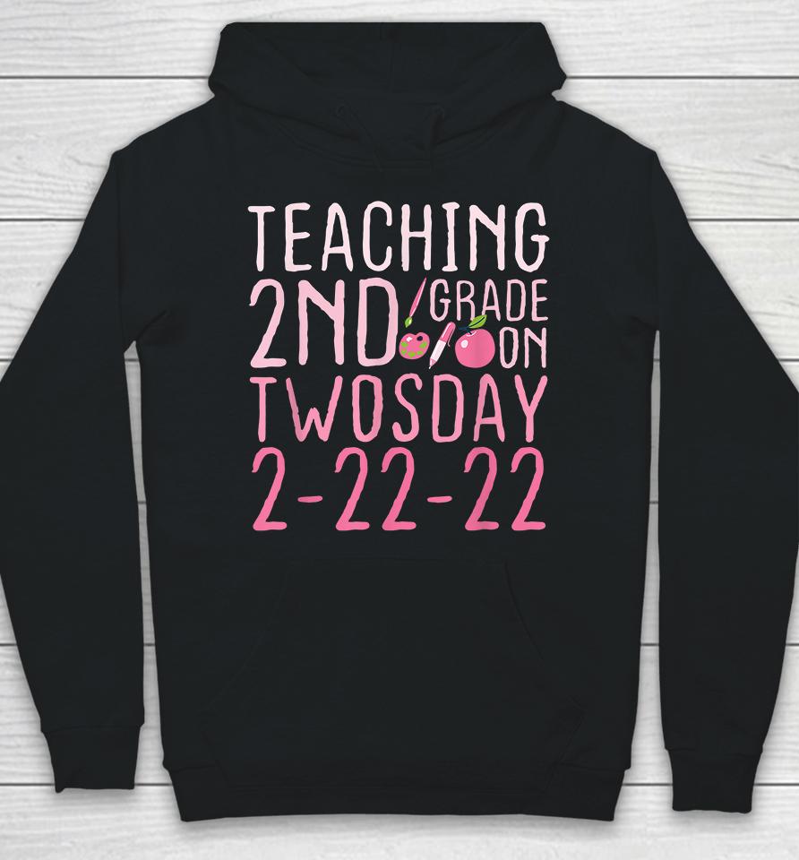 Vintage Teaching 2Nd Grade On Twosday 2-22-22 February 22Nd Hoodie