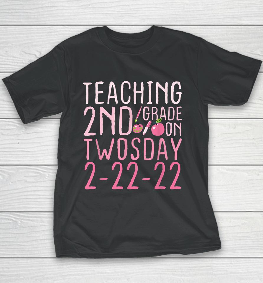 Vintage Teaching 2Nd Grade On Twosday 2-22-22 February 22Nd Youth T-Shirt