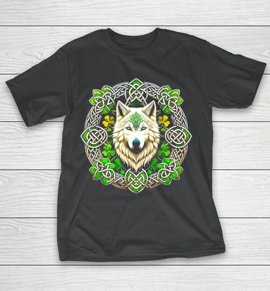 Wolf In Shamrock Circle St Patricks Day 2024 T-Shirt