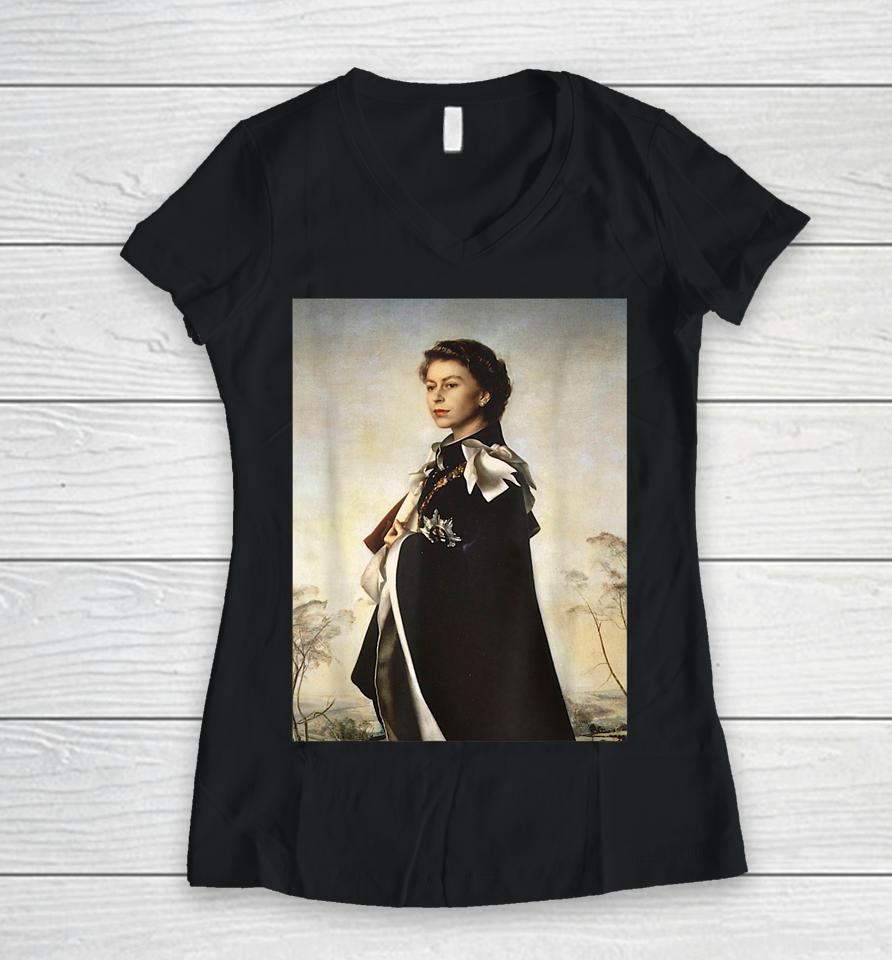 Young Monarch - Queen Elizabeth Ii Women V-Neck T-Shirt
